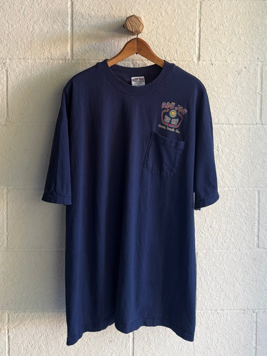 ‘00s/'90s Ron Jon Coco Beach Tee
