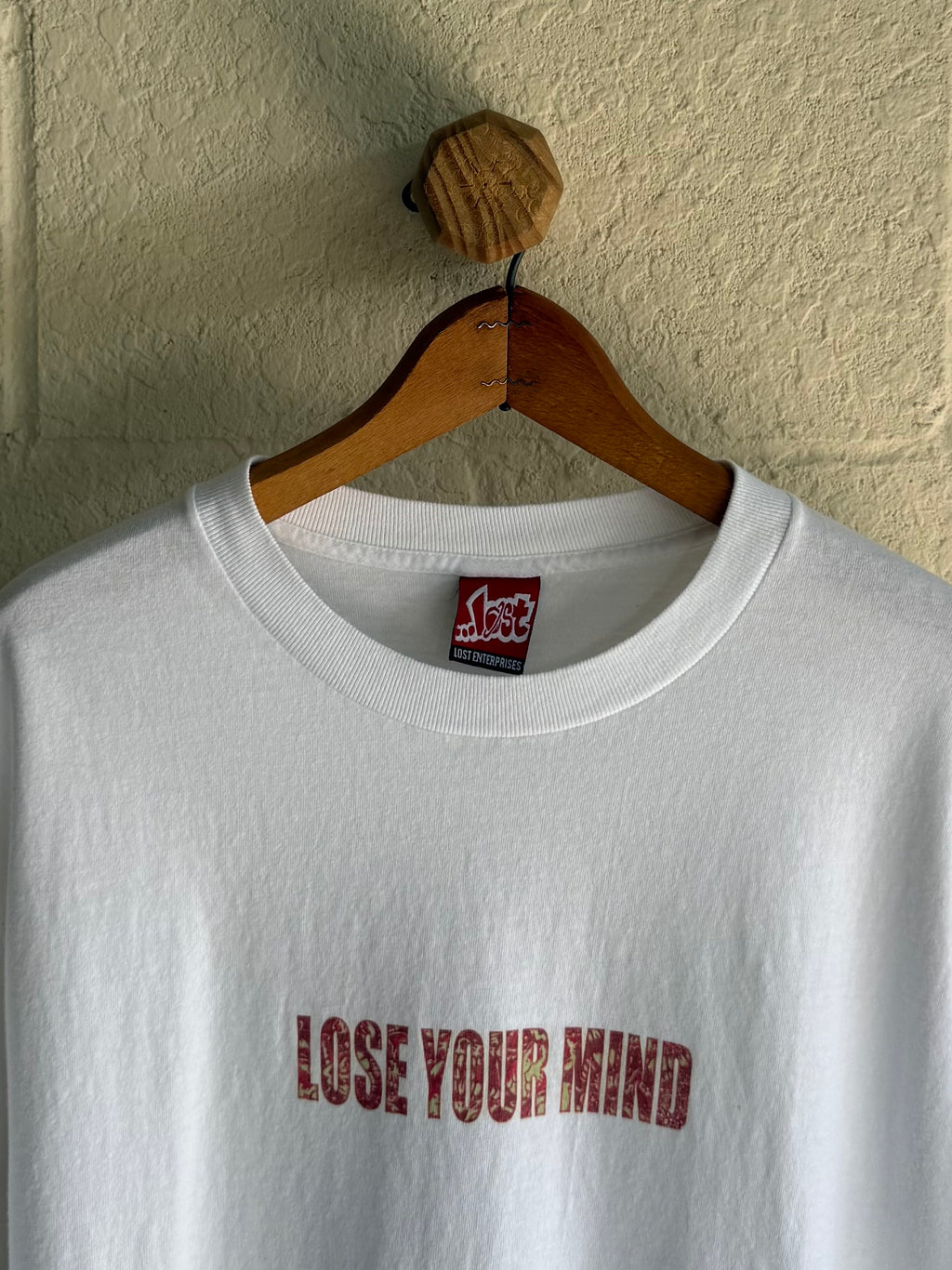 '90s Lost Surf Skull Tee