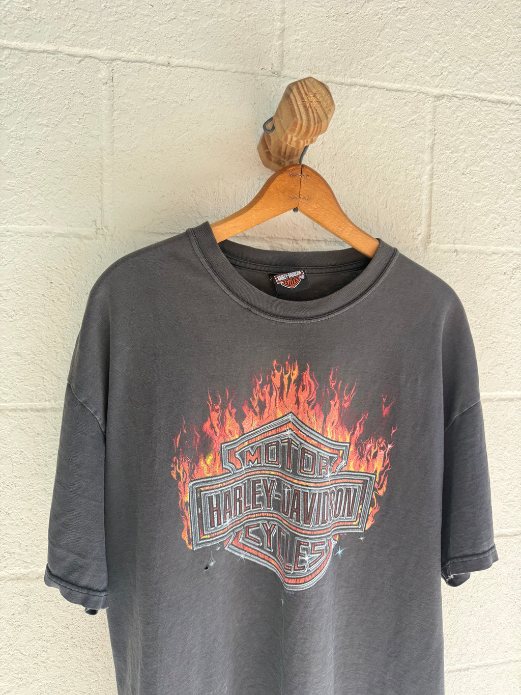 ‘00s Faded Flame Harley Logo Tee