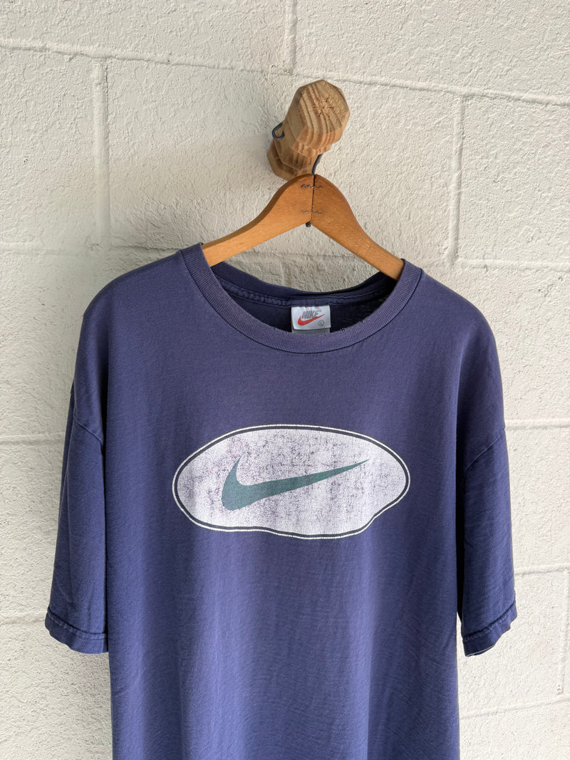‘90s Nike Logo Tee
