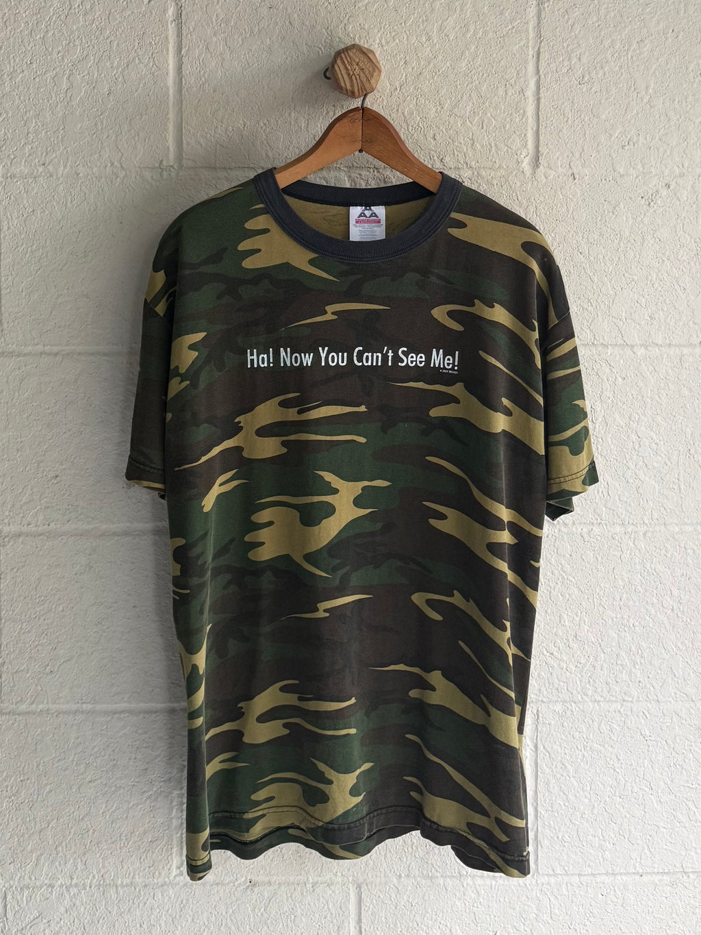 '00s Camo "Can't See Me" Tee