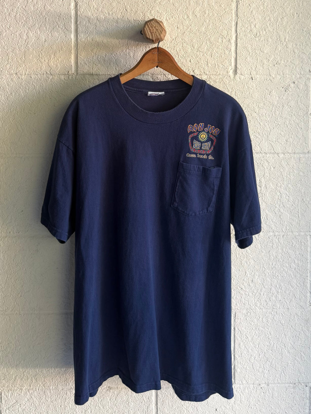 ‘00s/'90s Ron Jon Coco Beach Tee
