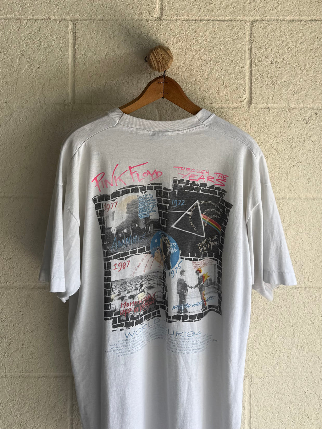‘90s Pink Floyd Division Bell Tee