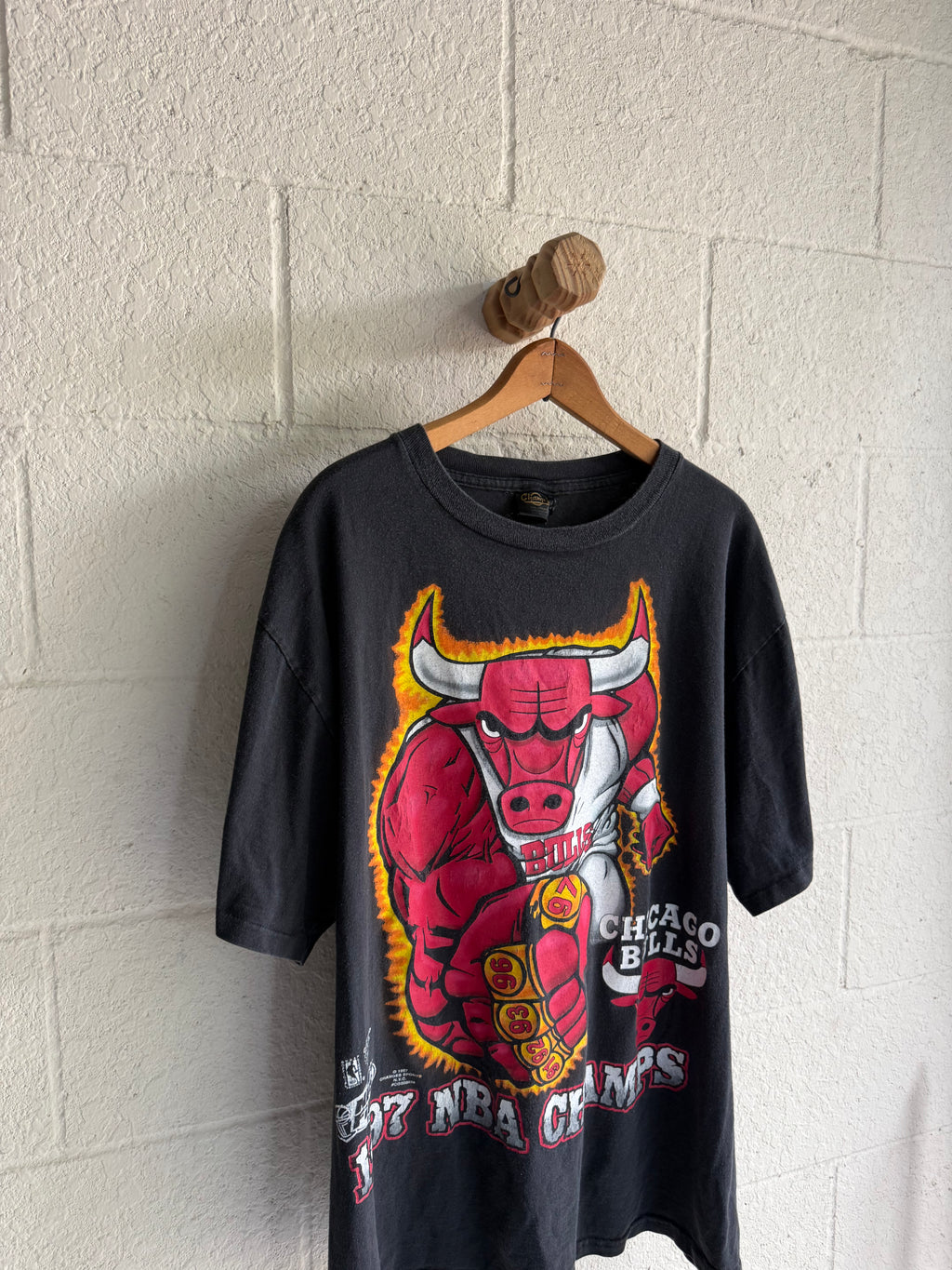 '90s Chicago Bulls Champs Tee