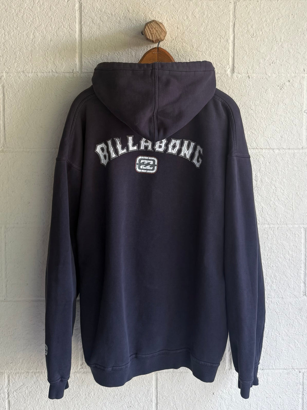 '00s Navy Billabong Hoodie