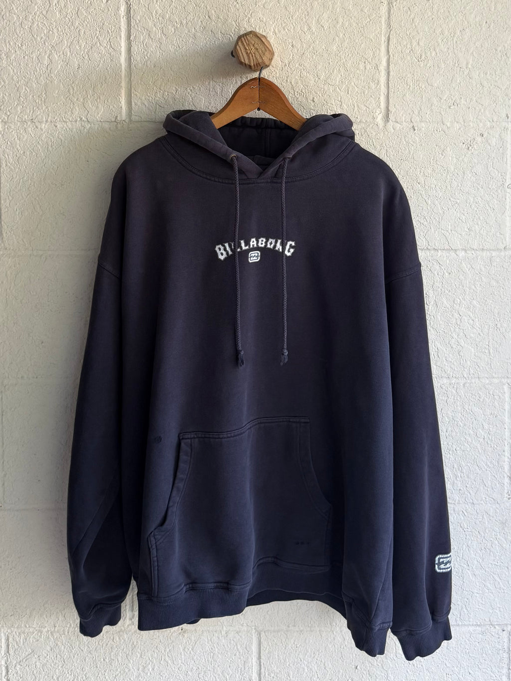 '00s Navy Billabong Hoodie