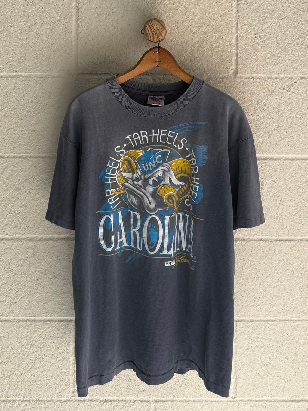 ‘90s Faded UNC Tarheels Tee