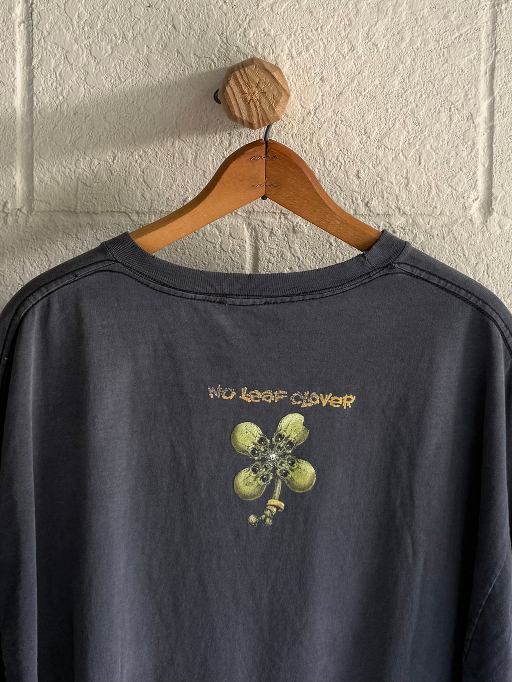 '90s Metallica "No Leaf Clover" Tee