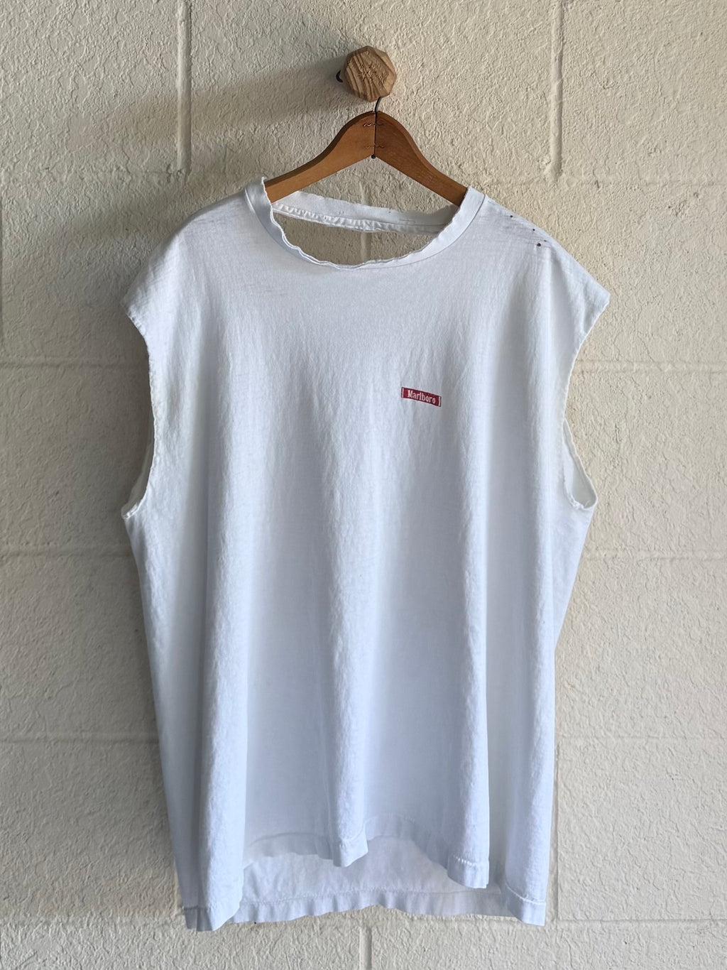 ‘90s Distressed Malboro Cut-Off