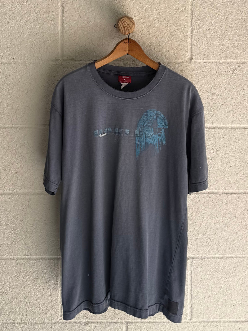 ‘90s/‘00s Faded Blue Medusa Oakley Tee