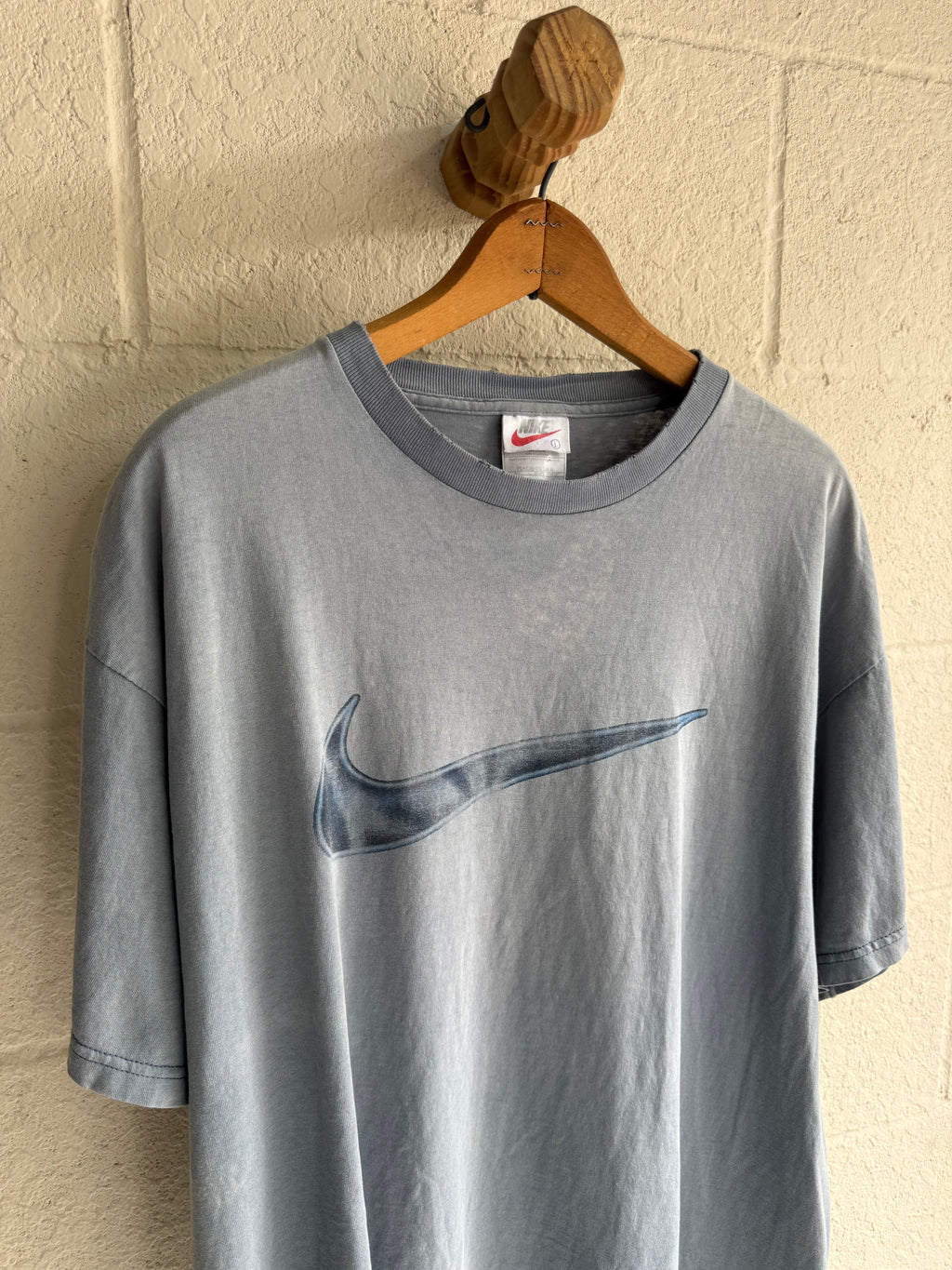 '90s Faded Blue Nike Logo Tee