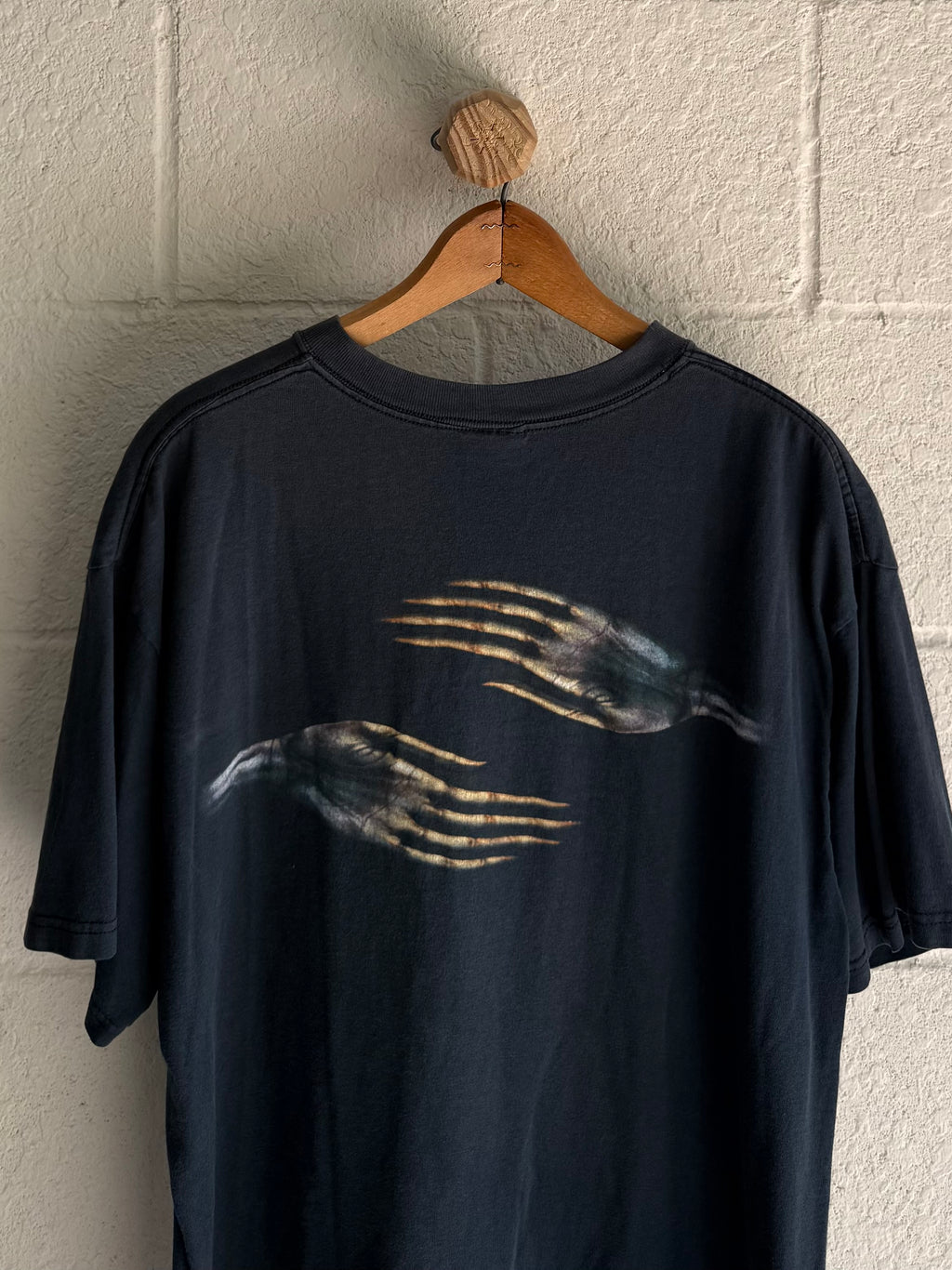 ‘00s/‘90s Tool Band Tee